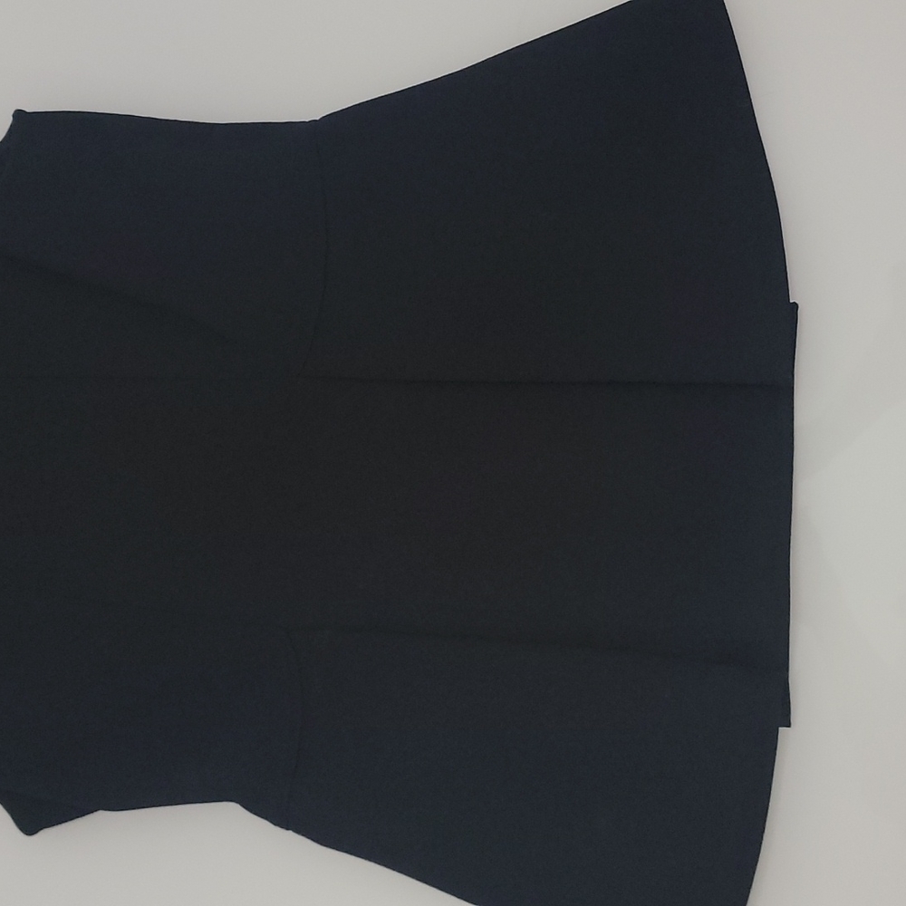 NWT Belstaff peplum top sleeveless w/studded shoulders - Picture 4 of 8
